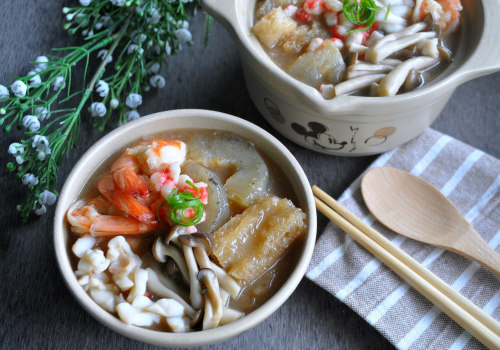 Creamy Dried Fish Maw and Corn Soup: A Delicious Twist on Traditional Chinese Cooking